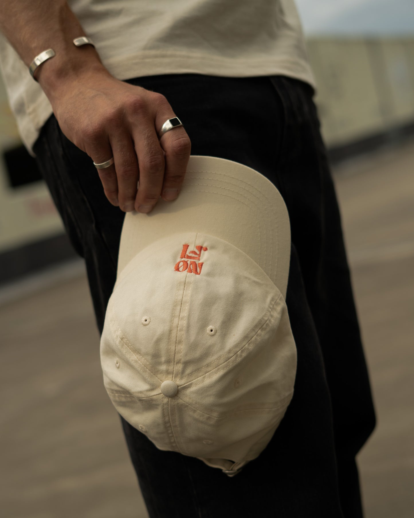 CAP BEIGE